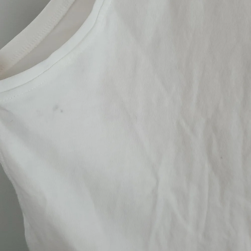 Lululemon Athletica white top women size 12